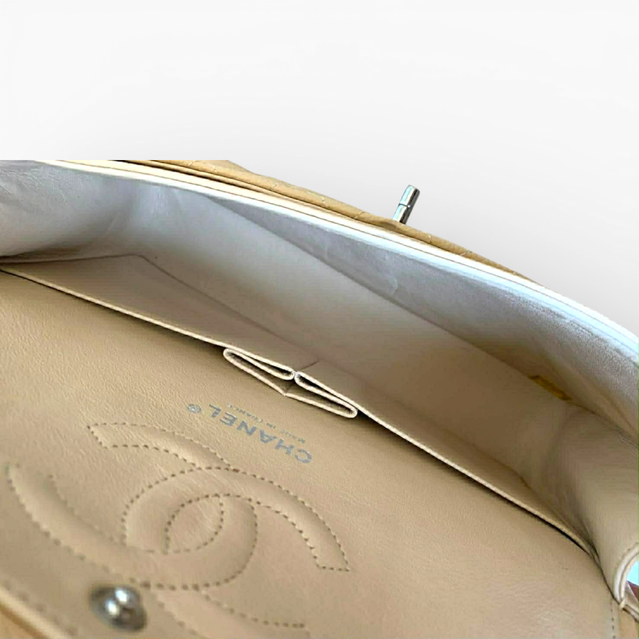 Chanel Medium Classic 10” - Beige Caviar (SHW)