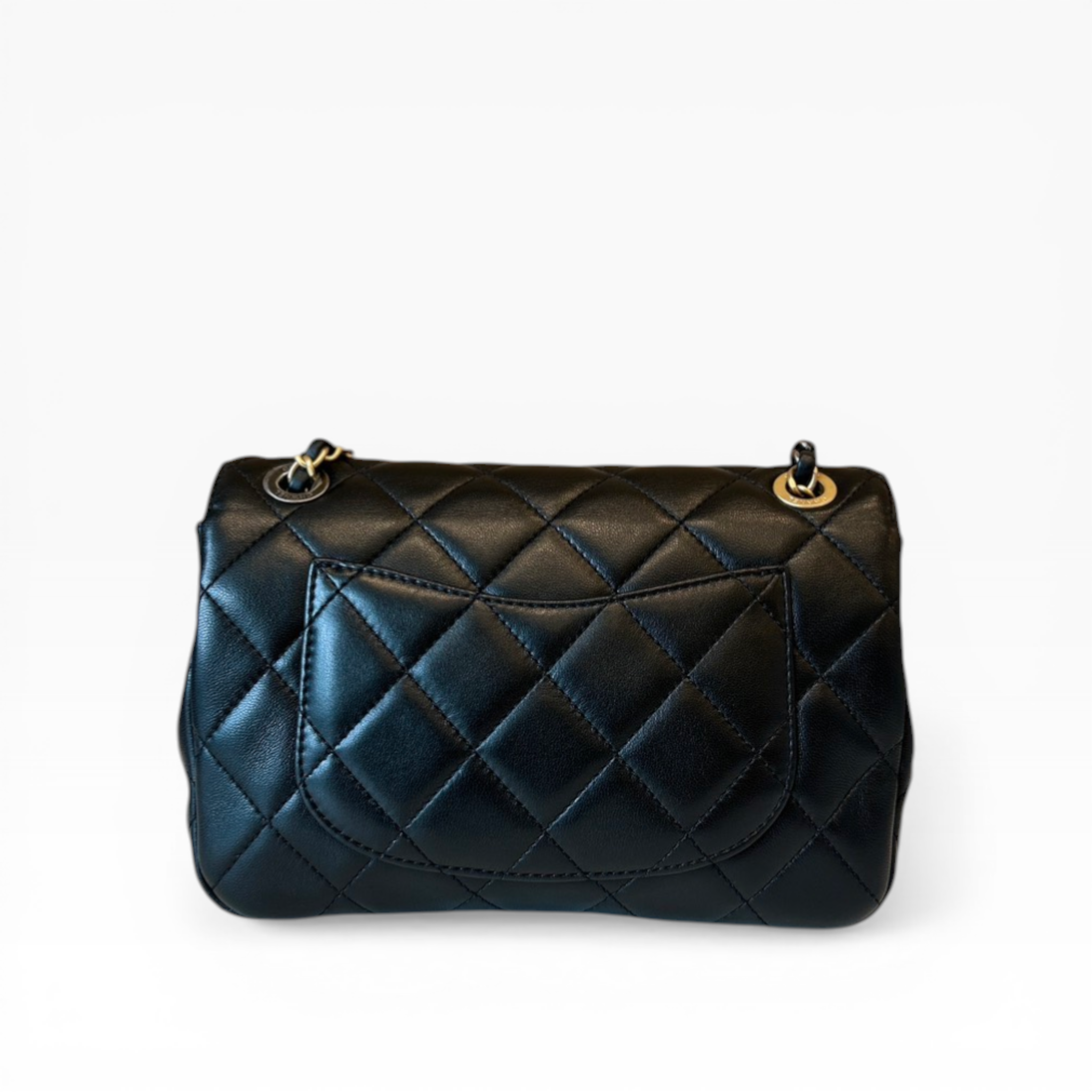 NEW CHANEL - 8.5" Matelasse Hairpin Shoulder Black Microchip