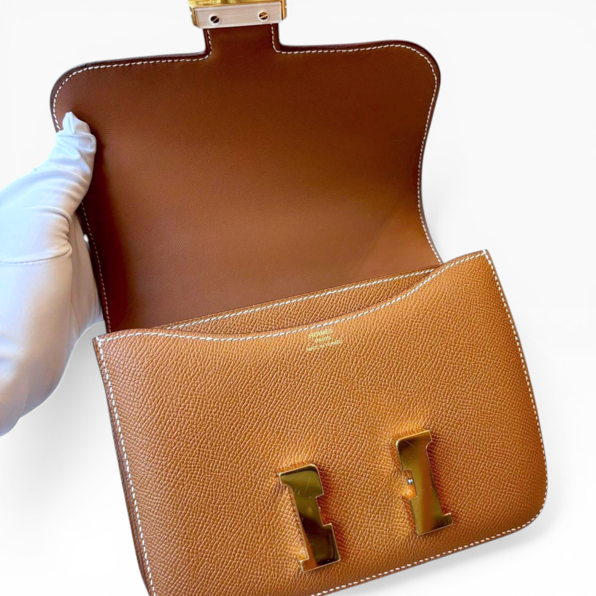 Hermès - Constance 18 Gold Colour Epsom (GHW)