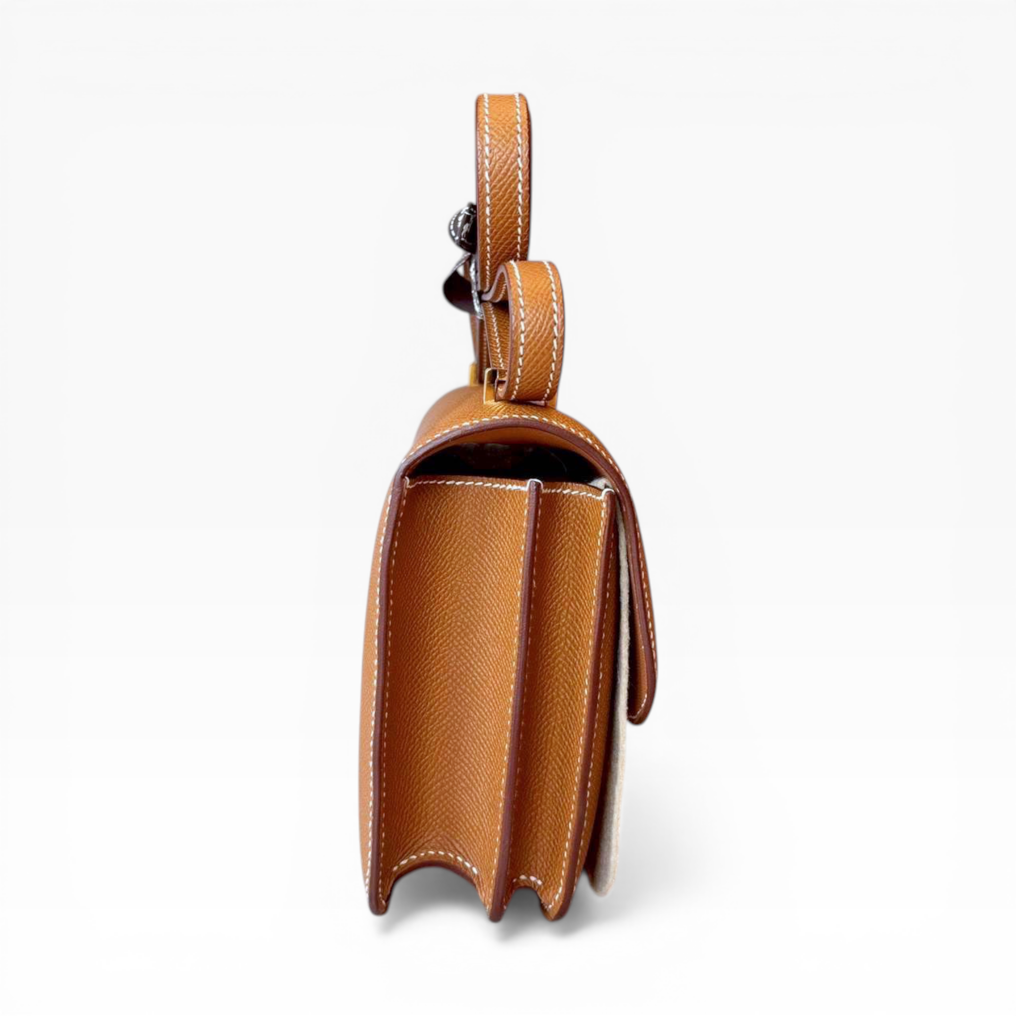 Hermès - Constance 18 Gold Colour Epsom (GHW)