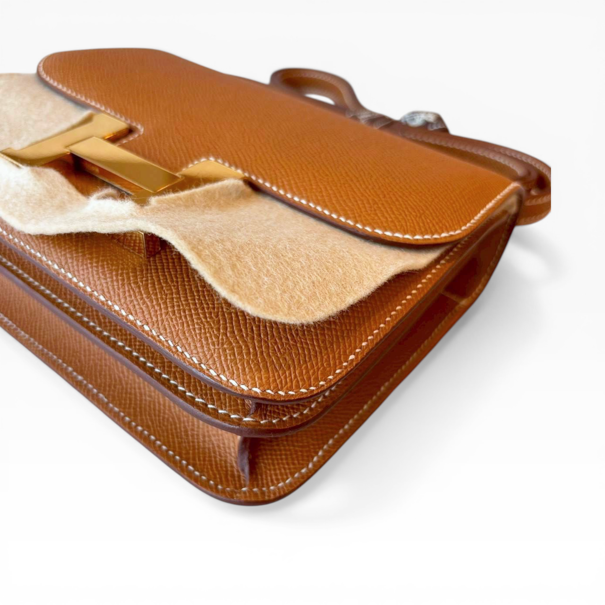 Hermès - Constance 18 Gold Colour Epsom (GHW)