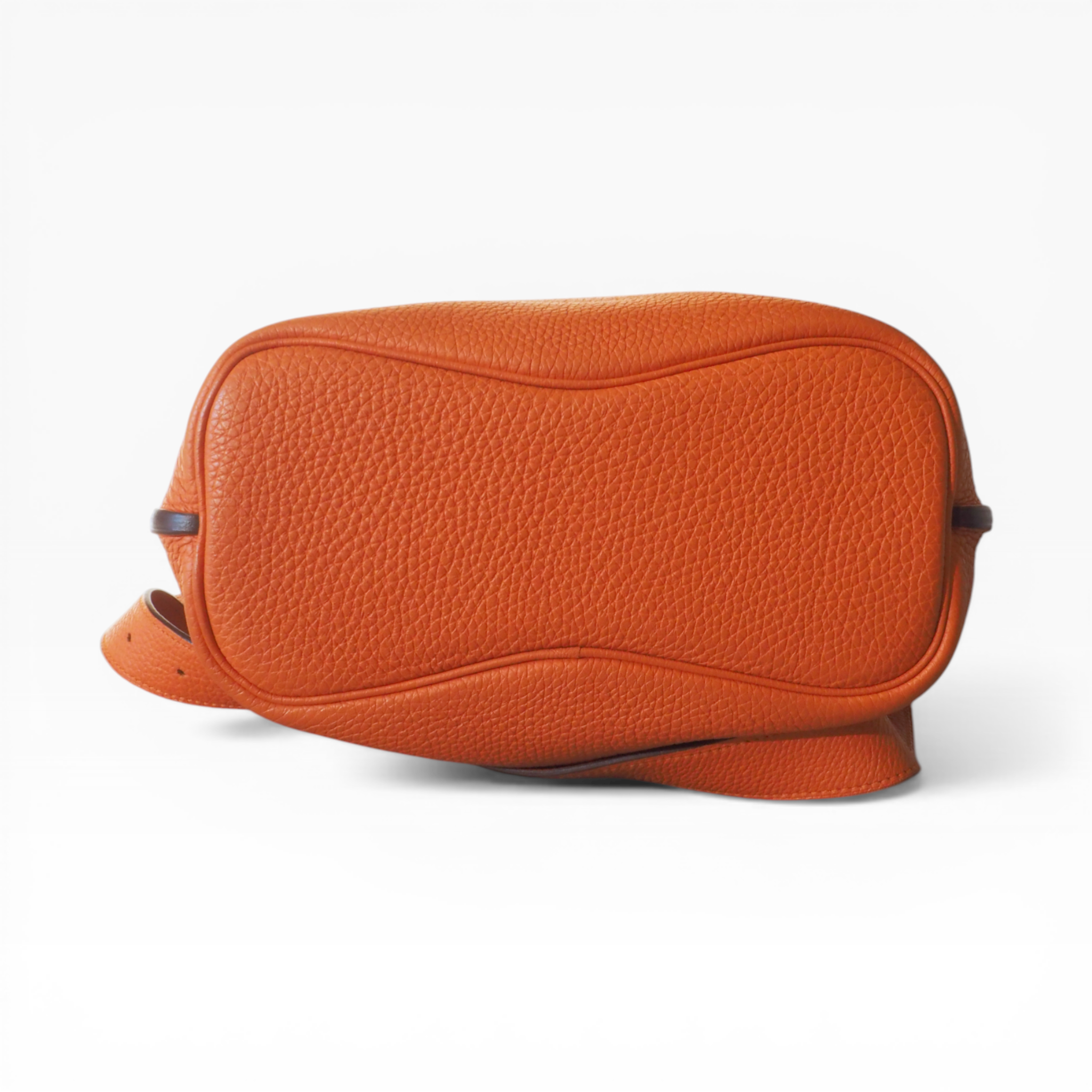 Hermès - So Kelly 22 Orange Togo (PHW)