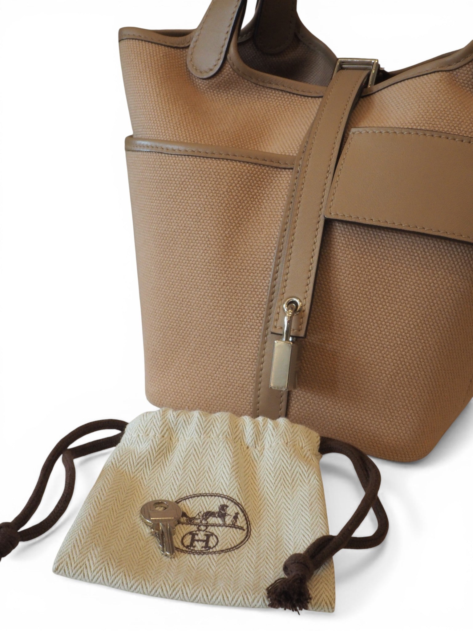 Hermés - Picotin 18 Cargo Beige Tea (PHW)